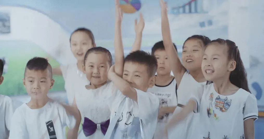 花花牛丨每天一杯奶，幸福健康喝出來(lái)?。?！