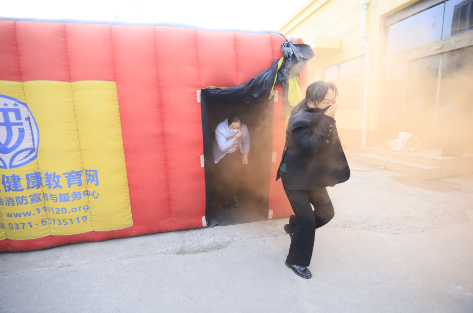 增強(qiáng)消防意識(shí)，筑牢安全底線丨花花牛乳業(yè)集團(tuán)組織消防應(yīng)急演練