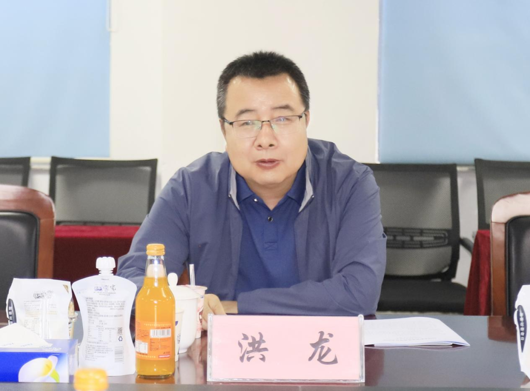 花花牛丨寧夏農(nóng)業(yè)農(nóng)村廳畜牧獸醫(yī)局局長洪龍一行蒞臨花花牛參觀調(diào)研 花花牛丨寧夏農(nóng)業(yè)農(nóng)村廳畜牧獸醫(yī)局局長洪龍一行蒞臨花花牛參觀調(diào)研