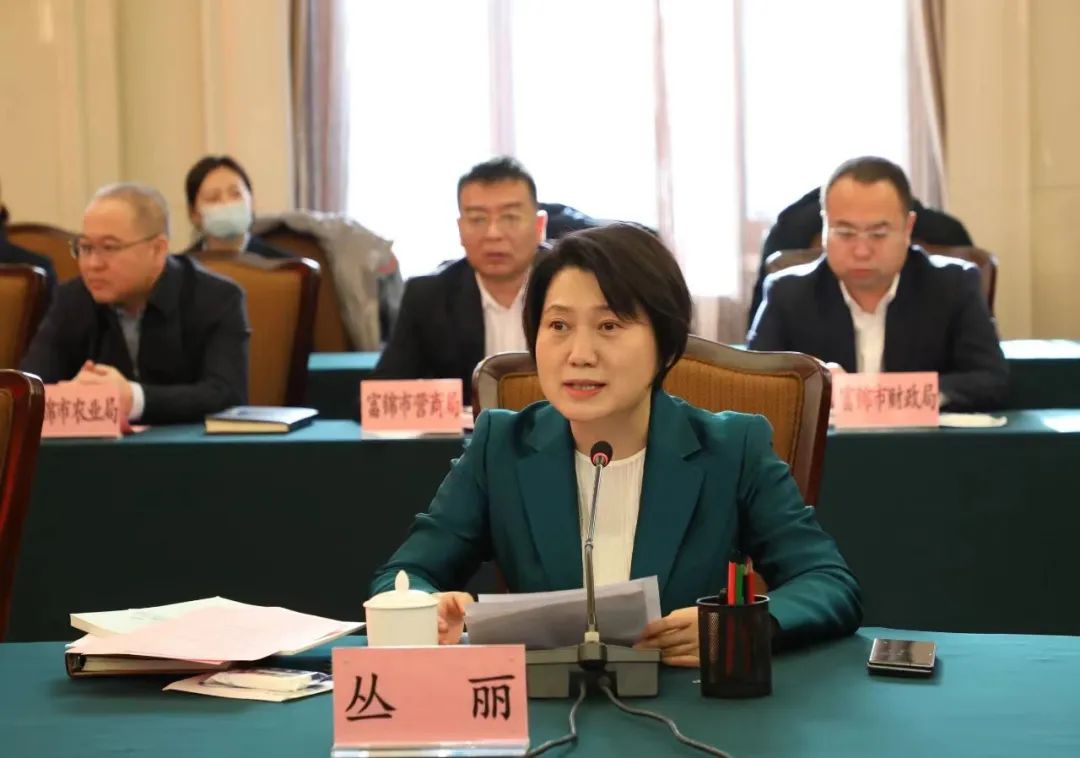 產(chǎn)業(yè)聯(lián)動促發(fā)展 合作共贏創(chuàng)未來 | 佳木斯市政府、富錦市政府與花花牛乳業(yè)集團正式簽署戰(zhàn)略合作協(xié)議