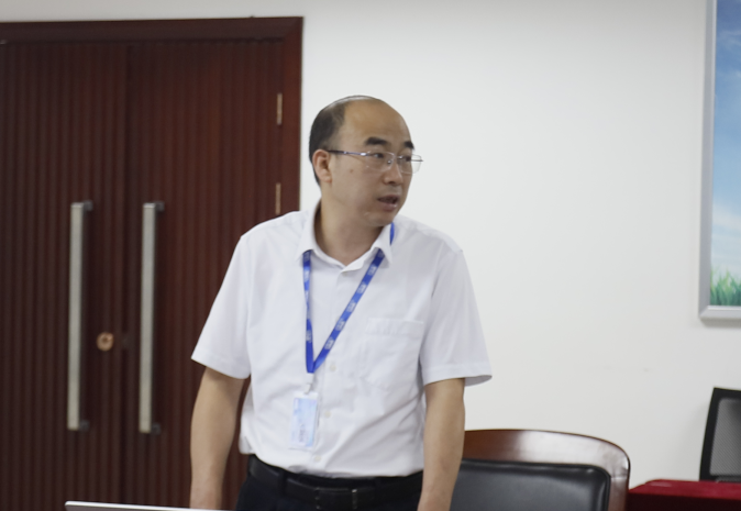 繼往開來 · 再創(chuàng)輝煌 | 花花牛乳業(yè)集團召開9月營銷、養(yǎng)殖及飼料月度經(jīng)營工作會議