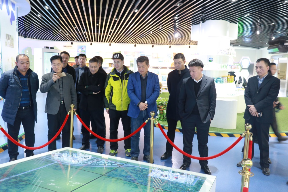 涉農(nóng)企業(yè)強(qiáng)強(qiáng)聯(lián)合，“抱團(tuán)取暖”共迎企業(yè)發(fā)展的春天