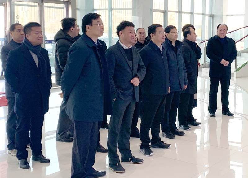 鄭州市委副書(shū)記、市長(zhǎng)王新偉蒞臨花花牛乳業(yè)集團(tuán)調(diào)研